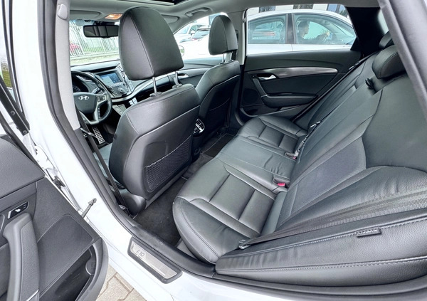 Hyundai i40 cena 59500 przebieg: 148460, rok produkcji 2019 z Chełmża małe 301